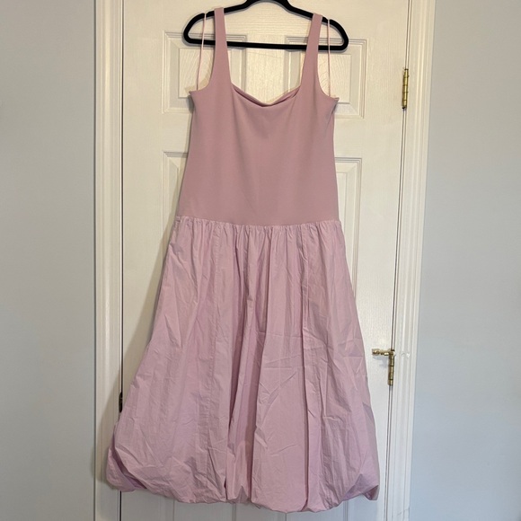Abercrombie & Fitch Dresses & Skirts - Abercrombie & Fitch Pink Mixed Fabric Bubble Hem Midi Dress Size XL – Excellent